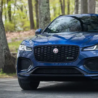 Jaguar F Pace