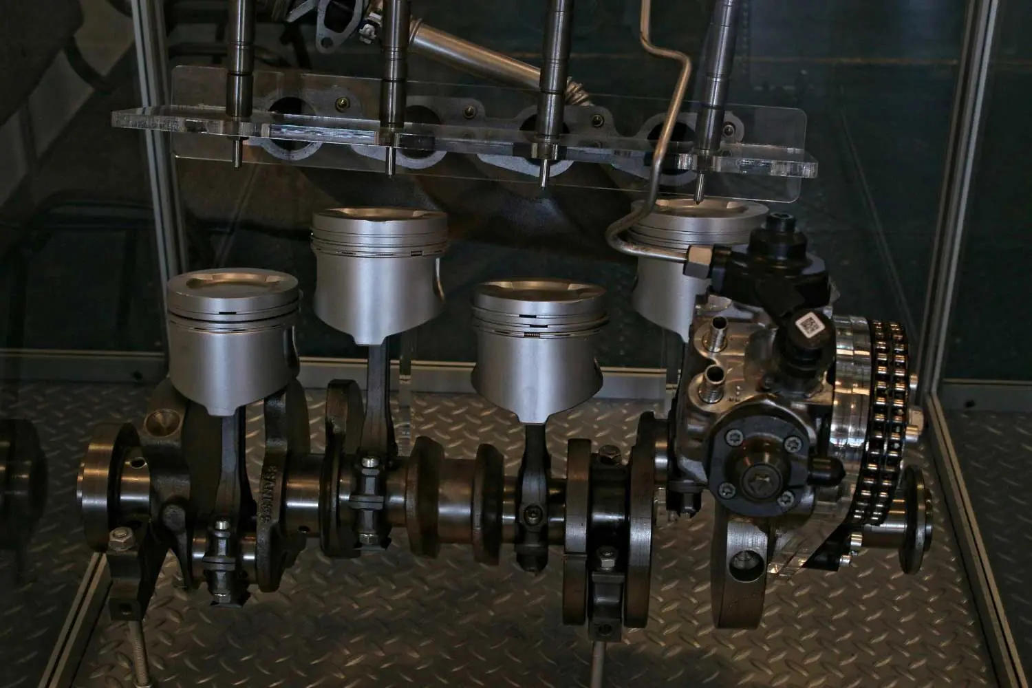 Legatura dintre vacuum, arbore si calculator